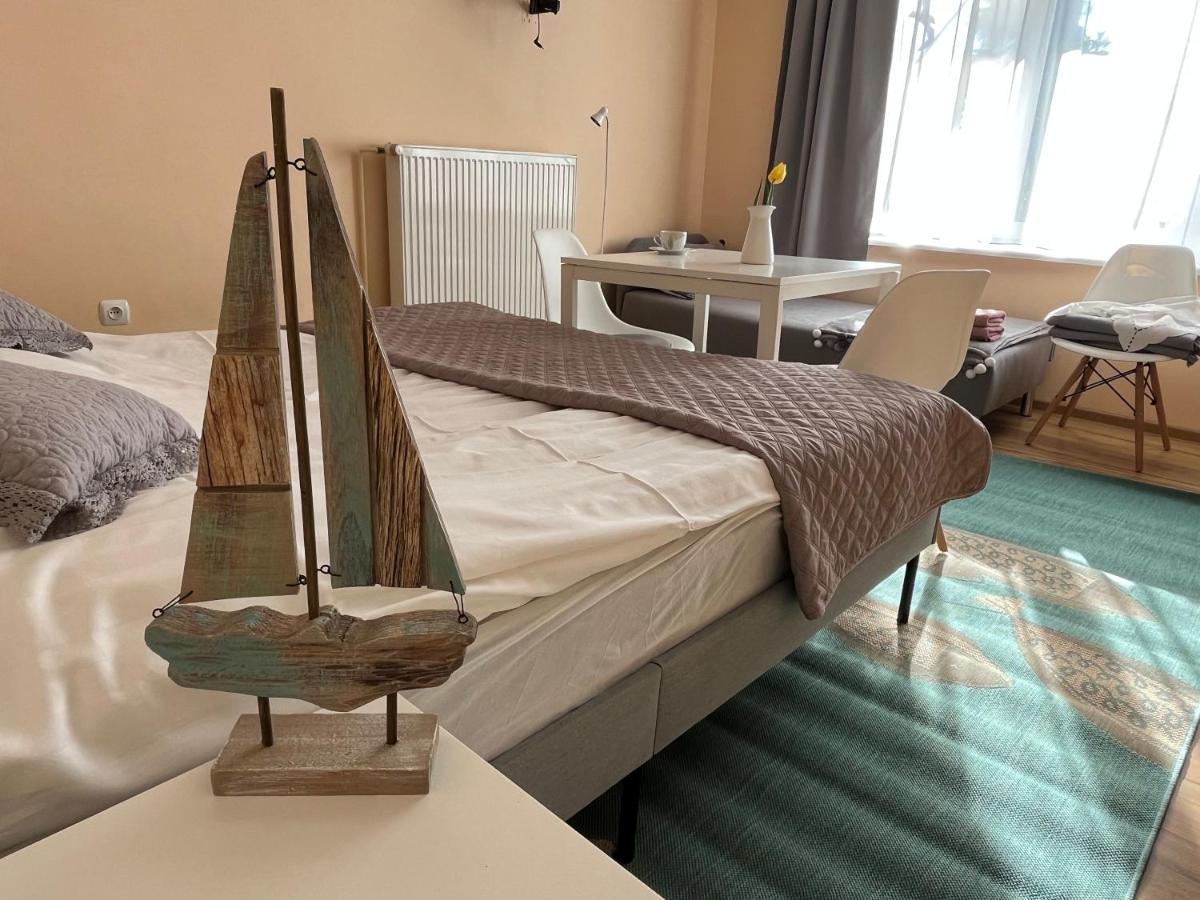 Pensjonat Victoria Hotel Miedzyzdroje Bagian luar foto